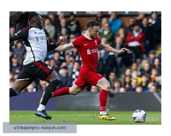 布雷默当选意甲最佳后卫，防守表现稳健获认可